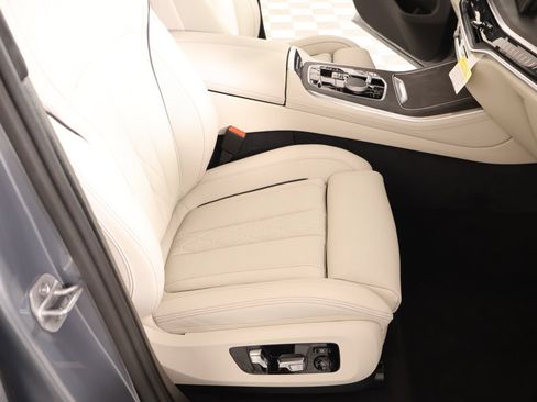 New 2026 BMW X5 xDrive50e AWD/4WD image 13