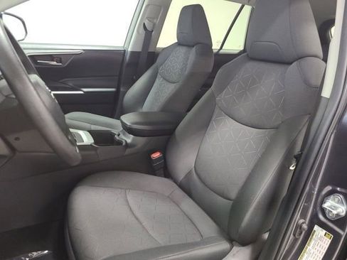 Certified 2024 Toyota RAV4 XLE AWD/4WD image 19