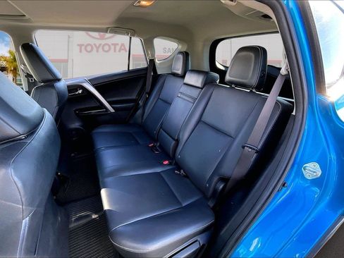 Certified 2018 Toyota RAV4 Limited image 25