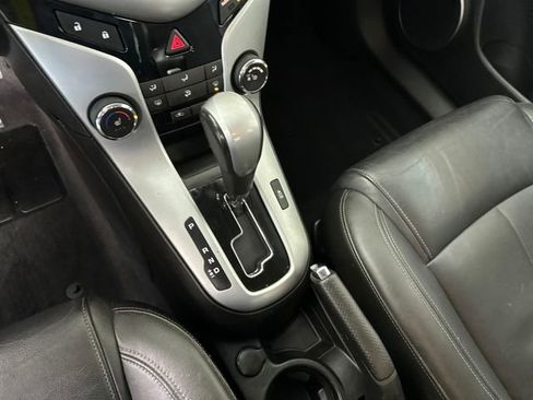 Used 2011 Chevrolet Cruze LT image 20