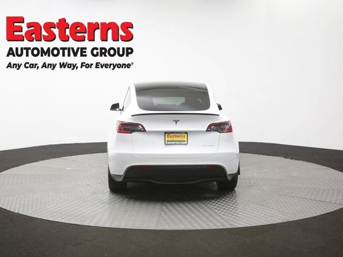 Used 2021 Tesla Model Y Long Range AWD/4WD image 33