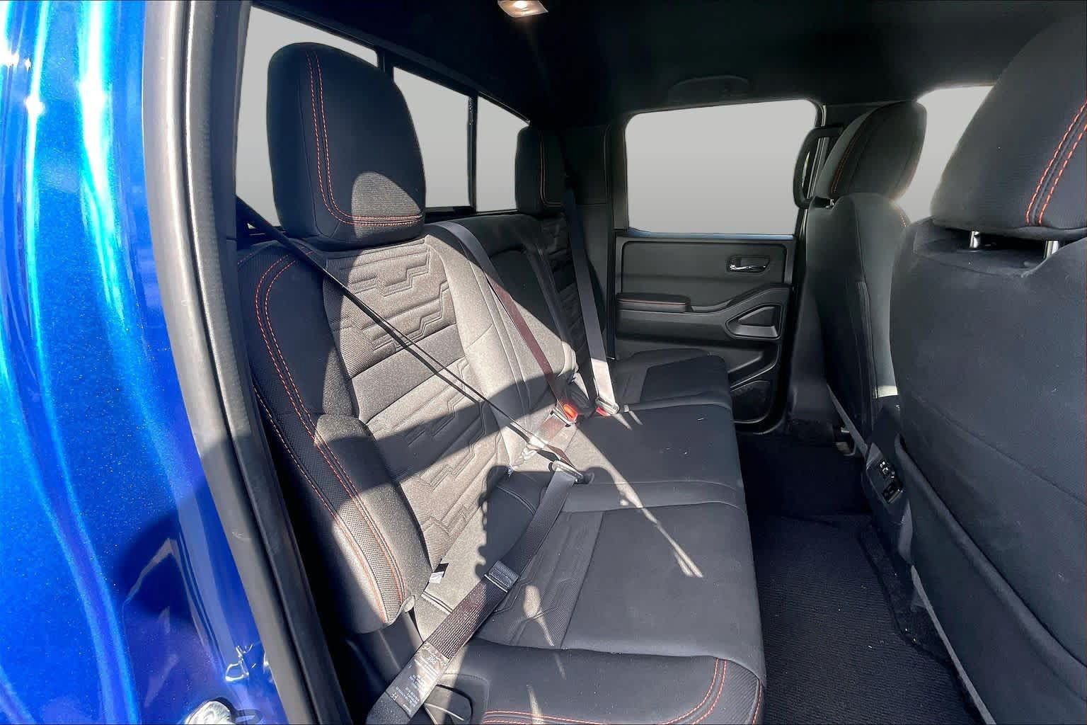 Used 2025 Nissan Frontier Pro-X w/ Pro Convenience Package RWD image 19