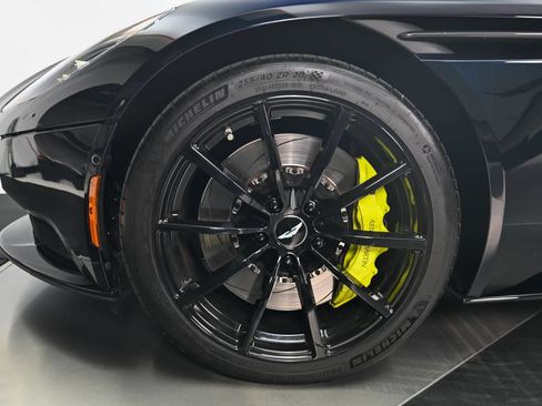 Used 2019 Aston Martin DB11 AMR RWD image 7