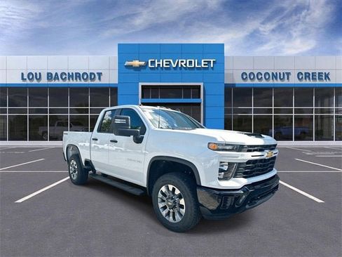 New 2026 Chevrolet Silverado 2500 Custom image 2