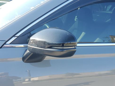 Used 2025 Honda CR-V Sport Touring image 4