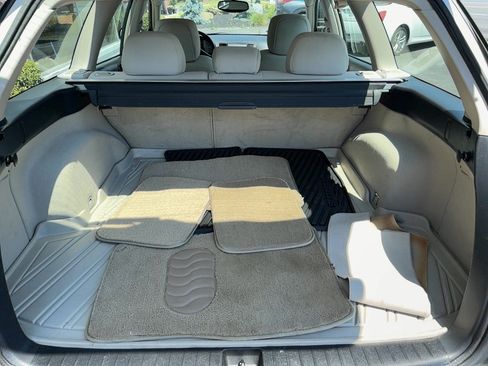 Used 2006 Subaru Outback 2.5i AWD/4WD image 21