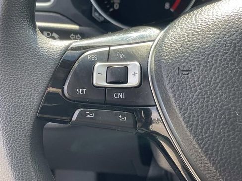 Used 2017 Volkswagen Jetta S image 18