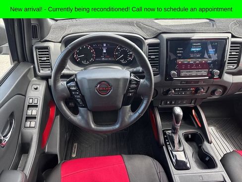 Used 2024 Nissan Frontier Pro-X w/ Pro Convenience Package RWD image 13