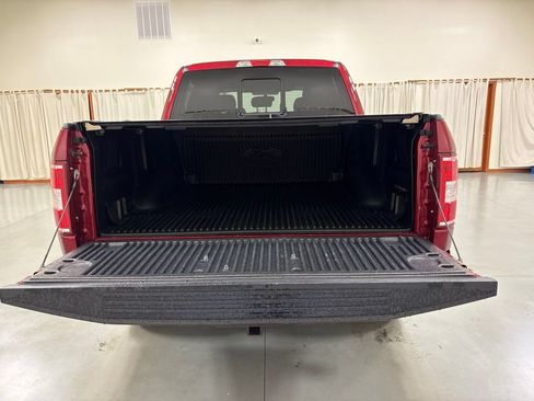 Used 2018 Ford F150 XLT w/ Equipment Group 302A Luxury AWD/4WD image 9