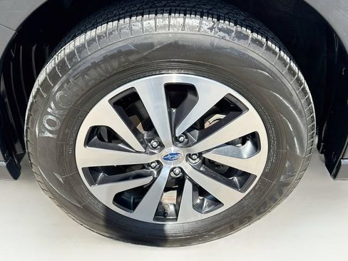 Used 2020 Subaru Outback Premium w/ Popular Package #1 AWD/4WD image 40