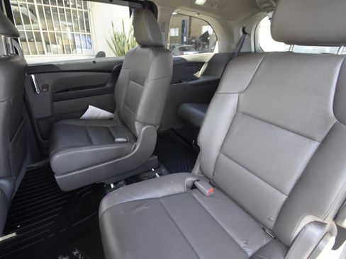 Used 2017 Honda Odyssey EX-L image 10