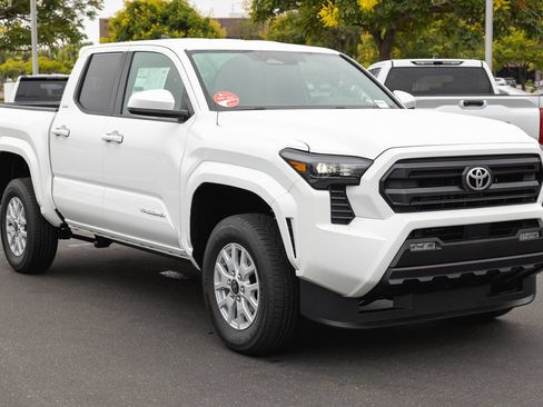 New 2026 Toyota Tacoma SR5 RWD image 3