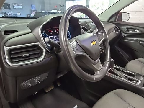 Used 2018 Chevrolet Equinox LT w/ Sun & Infotainment Package AWD/4WD image 19