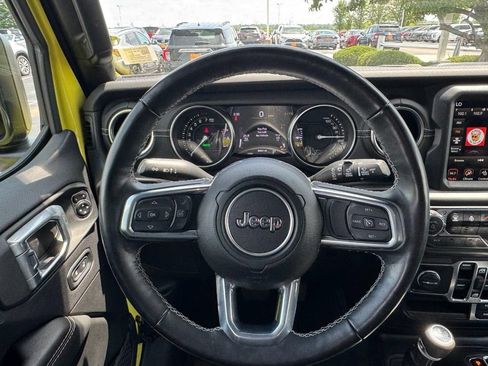 Used 2023 Jeep Wrangler Unlimited Sahara w/ Cold Weather Group AWD/4WD image 12