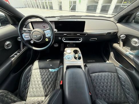 Used 2024 Genesis GV60 Performance AWD/4WD image 18