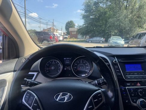 Used 2013 Hyundai Elantra GT w/ Touch & Go Pkg FWD image 27