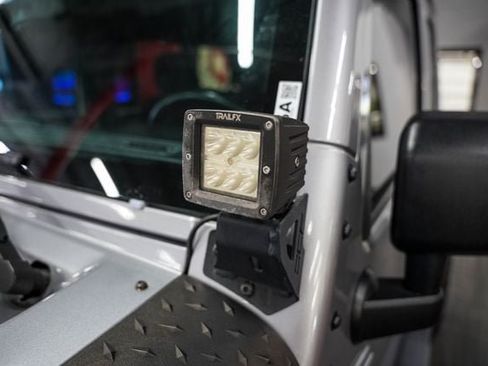 Used 2018 Jeep Wrangler Unlimited Sport S AWD/4WD image 9