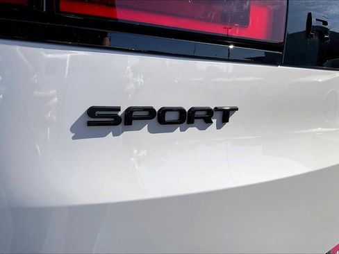 New 2025 Land Rover Range Rover Sport Dynamic SE image 26