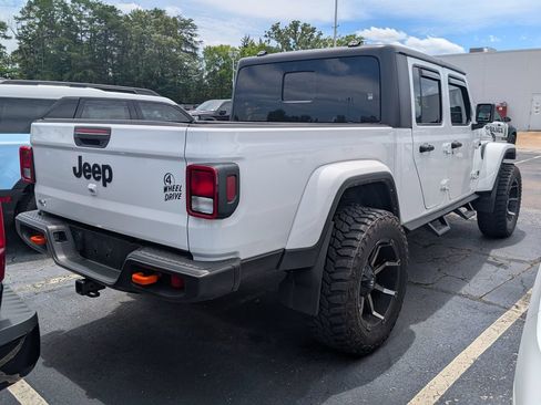 Used 2023 Jeep Gladiator Sport AWD/4WD image 2