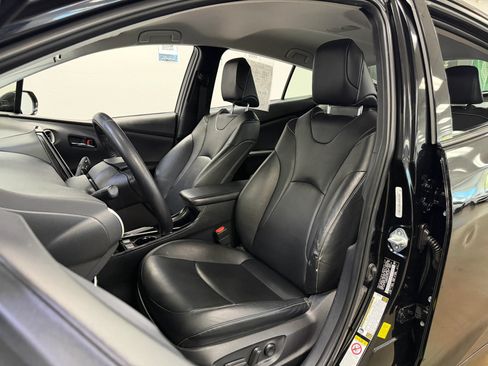Used 2020 Toyota Prius Prime XLE FWD image 14