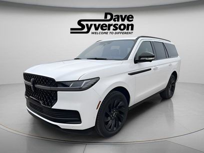 Used 2025 Lincoln Navigator Reserve w/ Jet Appearance Package