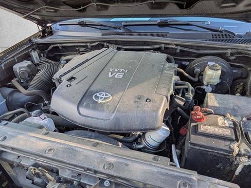 Used 2014 Toyota Tacoma 4x4 Access Cab V6 image 22