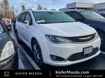 Used 2017 Chrysler Pacifica Limited