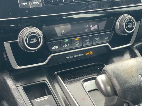 Used 2020 Honda CR-V LX image 19