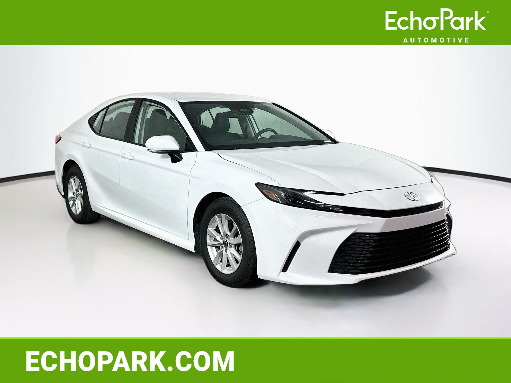 Used 2025 Toyota Camry LE FWD image 1