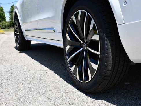 New 2026 Volvo XC90 B6 Ultra AWD/4WD image 9