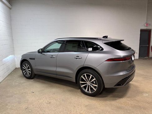 New 2026 Jaguar F-PACE R-Dynamic S image 10