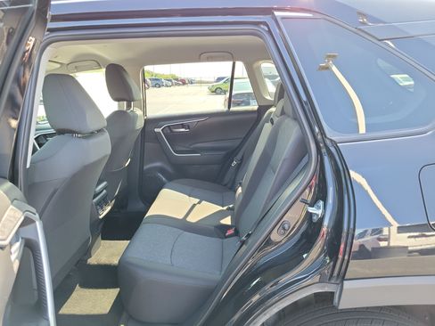 Certified 2025 Toyota RAV4 XLE FWD image 10
