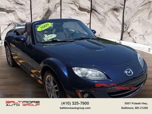 Used 2009 MAZDA MX-5 Miata Sport RWD image 16