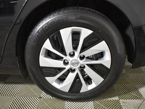 Certified 2025 Nissan Altima 2.5 S FWD image 39