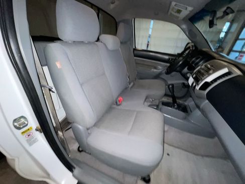Used 2009 Toyota Tacoma 4x4 Regular Cab w/ SR5 Pkg #1 image 21