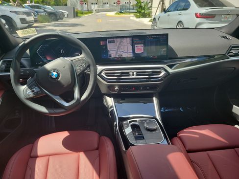 Used 2024 BMW 330i Sedan w/ Convenience Package RWD image 14