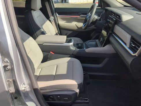 Used 2026 GMC Terrain Elevation w/ Elevation Premium Package FWD image 28