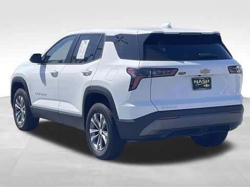 New 2026 Chevrolet Equinox LT FWD image 5