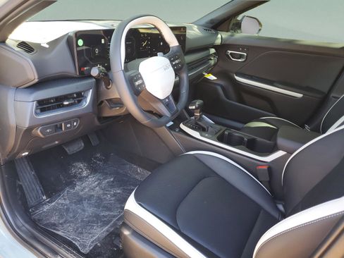 New 2026 Kia K4 GT-Line image 16