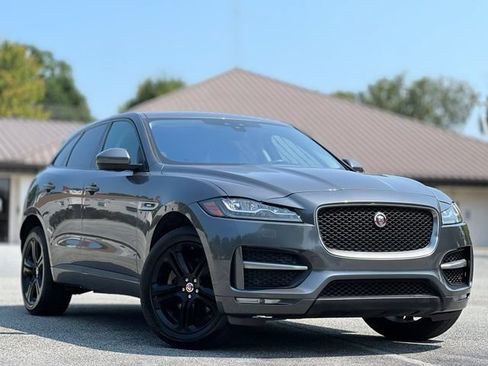 Used 2017 Jaguar F-PACE R-Sport AWD/4WD image 3