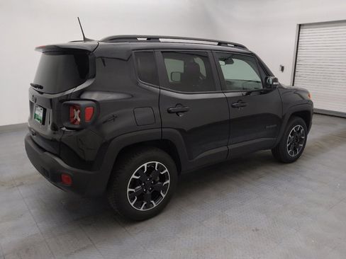 Used 2023 Jeep Renegade Latitude image 10