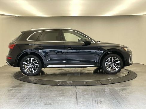 Certified 2023 Audi Q5 2.0T Premium w/ Convenience Package image 8