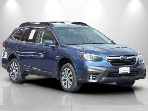 Used 2021 Subaru Outback Premium AWD/4WD image 9