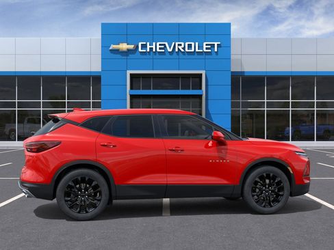 New 2025 Chevrolet Blazer LT image 35