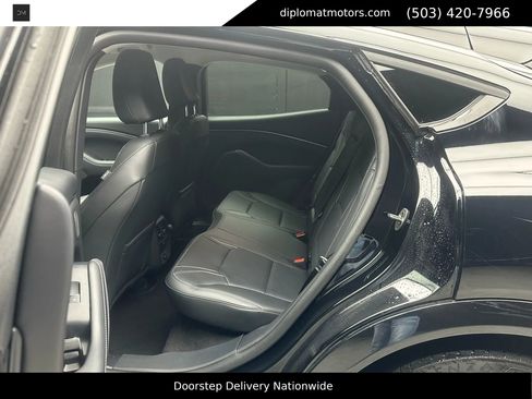 Used 2025 Ford Mustang Mach-E Premium image 20