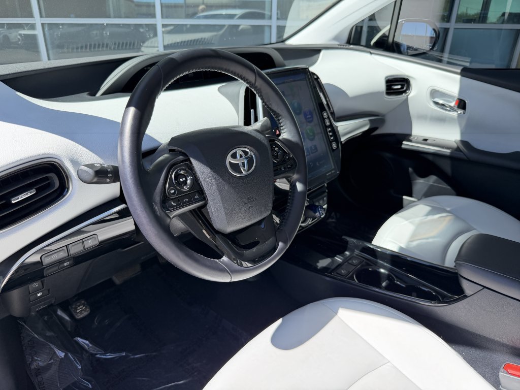 Used 2020 Toyota Prius Prime XLE FWD image 29