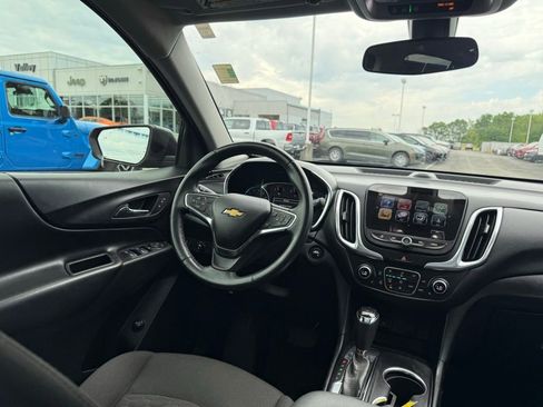 Used 2018 Chevrolet Equinox LT w/ Sun & Infotainment Package FWD image 46