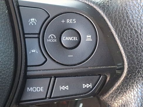 Used 2023 Toyota Corolla LE FWD image 22