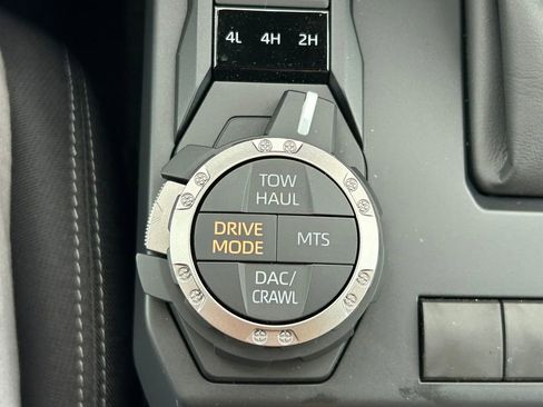 New 2026 Toyota Tacoma TRD Off-Road AWD/4WD image 31