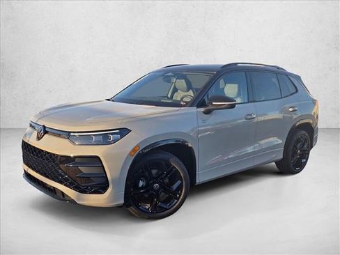 New 2026 Volkswagen Tiguan SE R-Line image 1